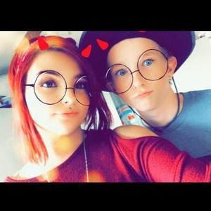 Meet your Posher, Leeann